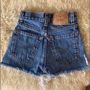 Vintage 550 Levis shorts